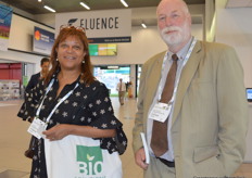 Tina Stoner and Peter Posthuma (Bio-Solutions Europe) are working on introducing biostimulants on the European market. In the United States these products are already commercial. Tests in the Netherlands are ongoing.